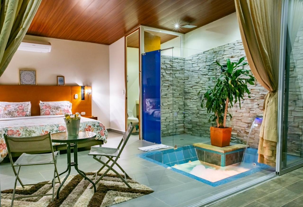Sunset Palm Lodge San Gil Exterior photo